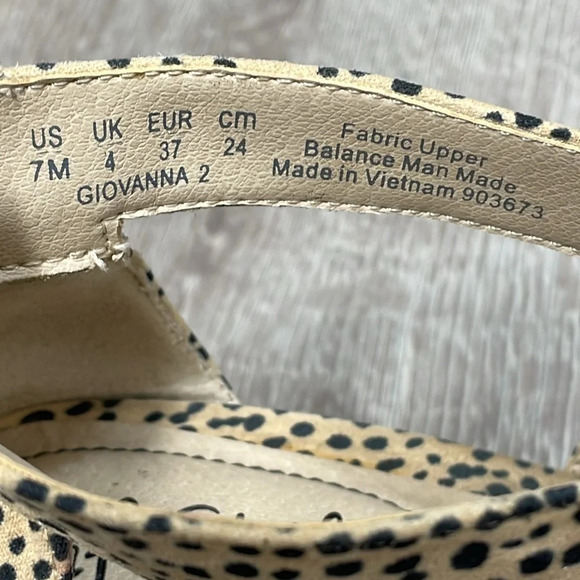 LifeStride Giovanna 2 Cheetah Pumps 7 - Picture 5 of 16